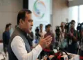 Assam CM Himanta Biswa Sarma claims, Congress's passport documents are fake and made with AI, now defamation case will be filed.