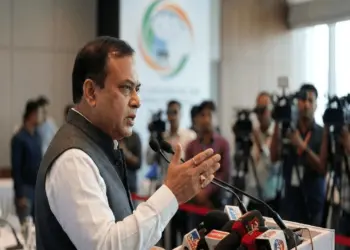 Assam CM Himanta Biswa Sarma claims, Congress's passport documents are fake and made with AI, now defamation case will be filed.