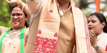 Assam Chief Minister worshiped in Kamakhya temple, Piyush Hazarika said - no compromise with the development of Assam