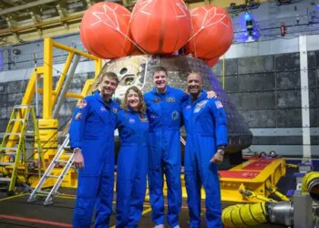 Astronauts of Artemis II mission told their experience, the crew met the family for the first time