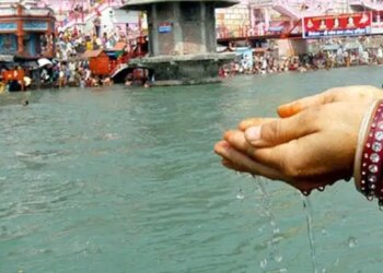 Attention Ganga water may have to be kept in this direction of the house, it may be heavy, due to severe Vaastu defect, discord may arise in the house.