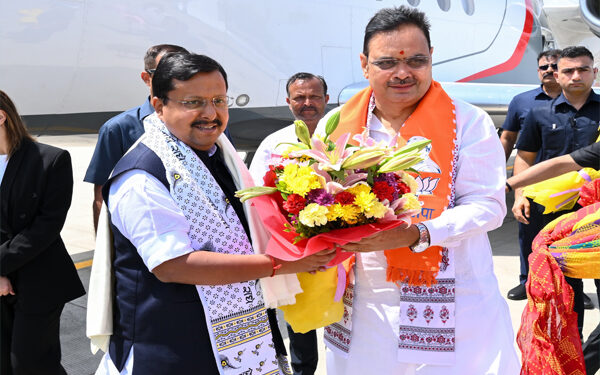 BJP President Nitin Nabin's visit to Rajasthan: CM Bhajanlal Sharma welcomed him at Jaipur Airport