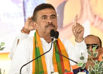 बंगाल चुनाव: सुवेंदु अधिकारी ने आई-पैक कर्मचारियों को नौकरी देने के ममता बनर्जी के वादे का उड़ाया मजाक