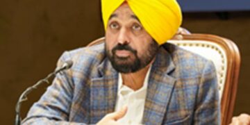 Bhagwant Mann pays tribute to the martyrs of Jallianwala Bagh massacre, calls for making Punjab of dreams