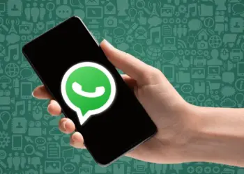 Big alert! Is someone else reading your WhatsApp chats? Do a quick check like this