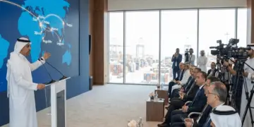 Big announcement by Saudi Arabia, Jeddah Port will now be connected to 12 countries including India and China, new shipping service started