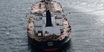 Big change amid shortage! If UAE-Saudi tankers stop, Russia becomes India's big support, double supply