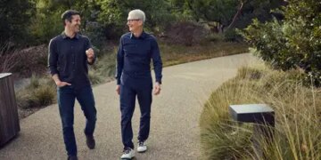 Big change in Apple's leadership, John Ternes will be the next CEO, Tim Cook will take over as executive chairman.