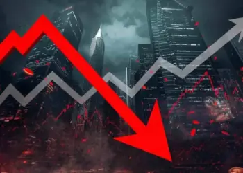 Big fall in the market: BSE Sensex falls 700 points, tremendous selling pressure in IT sector
