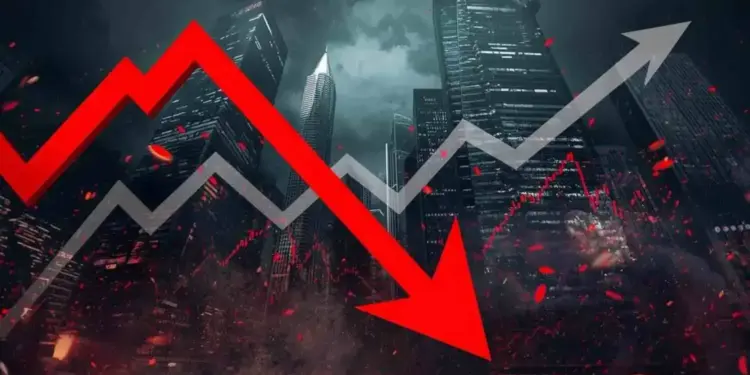 Big fall in the market: BSE Sensex falls 700 points, tremendous selling pressure in IT sector