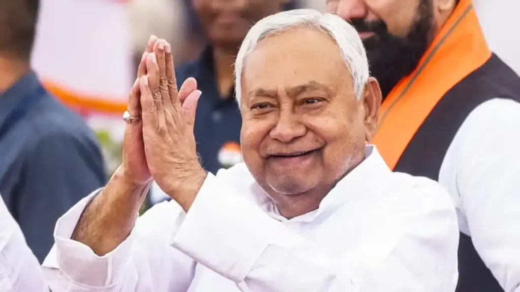 Bihar will get a new CM by 4 pm tomorrow! Name will be decided in NDA meeting, political stir intensifies