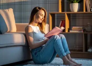 Books are not only effective in providing entertainment and knowledge but also in curing diseases, know the benefits of bibliotherapy.