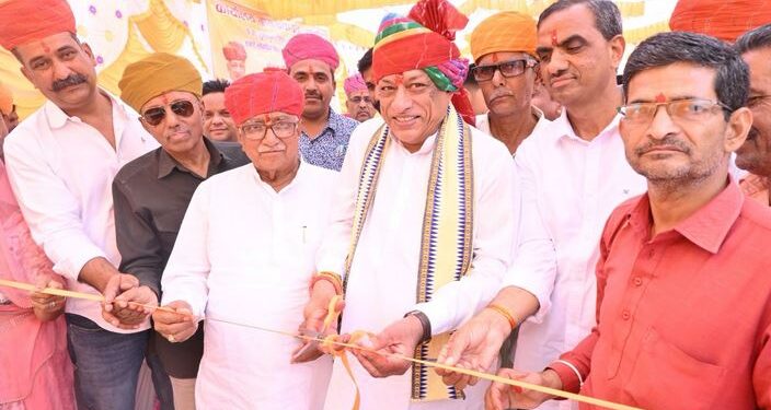 Chanaud Gram Panchayat got the gift of many development works, Cabinet Minister Jora Ram Kumawat laid the foundation stone of many works.