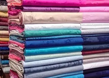 Cotton clothes are another name for relief in scorching heat, choosing light colors is also important.