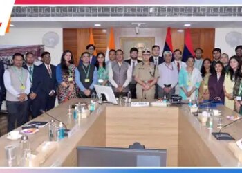 Delhi Police Commissioner discusses with IIS probationers, emphasis on citizen-centric policing in digital age
