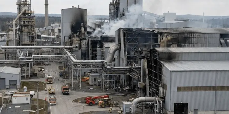 Drone and missile attack on UAE’s Al Taweelah plant, production may remain closed for 12 months after heavy losses.