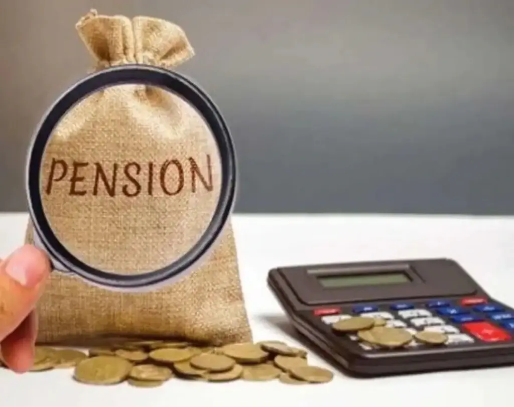 EPFO Rule Change: Discussion on Rs 7500 pension intensifies, closed PF accounts will be activated, know what is going to change