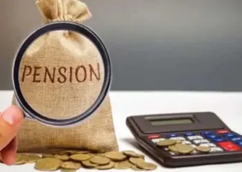EPFO Rule Change: Discussion on Rs 7500 pension intensifies, closed PF accounts will be activated, know what is going to change