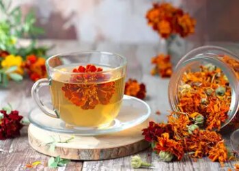 From lotus, hibiscus to Maulshree... try tea made from 'flowers' in summer, freshness and energy will remain throughout the day.