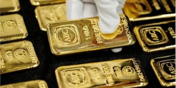 Gold Price Today Update: Gold becomes expensive on the occasion of Labor Day, silver falls, know the rates from Delhi to Kolkata