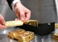 Gold-Silver Rally: Prices are on fire, buy or sell, know what is the opinion of experts for investors