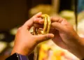 Gold price today: Fall continues for the second day, know what is today's latest price in your city including Delhi, Mumbai, Lucknow and Patna.
