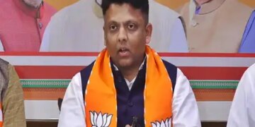 Gujarat BJP responded to Kejriwal's allegations, said- 'Victim card' politics will not work.