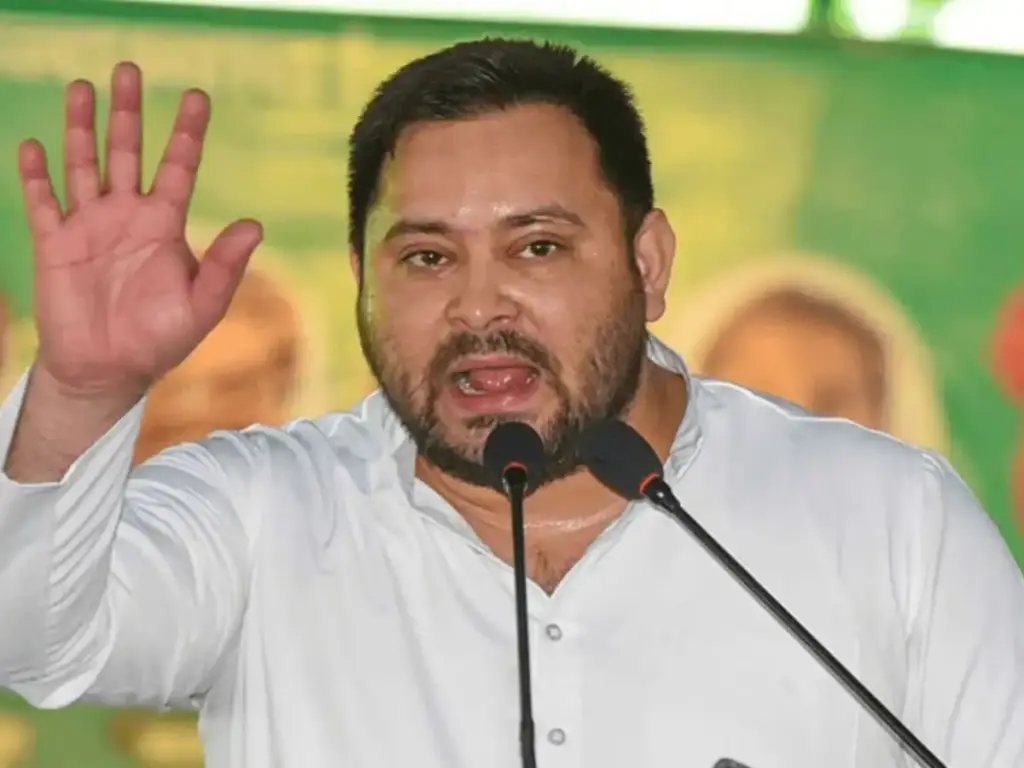 'He slit his throat and kept roaming around with his head...' What did Tejashwi Yadav say while attacking BJP? know the whole matter