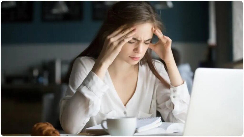 Headache Alert: Frequent headaches can be a sign of migraine or high blood pressure, know 5 big reasons