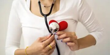Heart disease is a big threat not only for men but also for women; Unexpected signs can become fatal