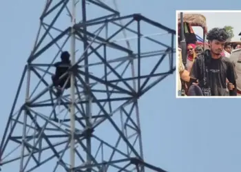 Heartbroken by girlfriend's marriage, young man climbs tower in Bhagalpur; High voltage drama lasted for 6 hours