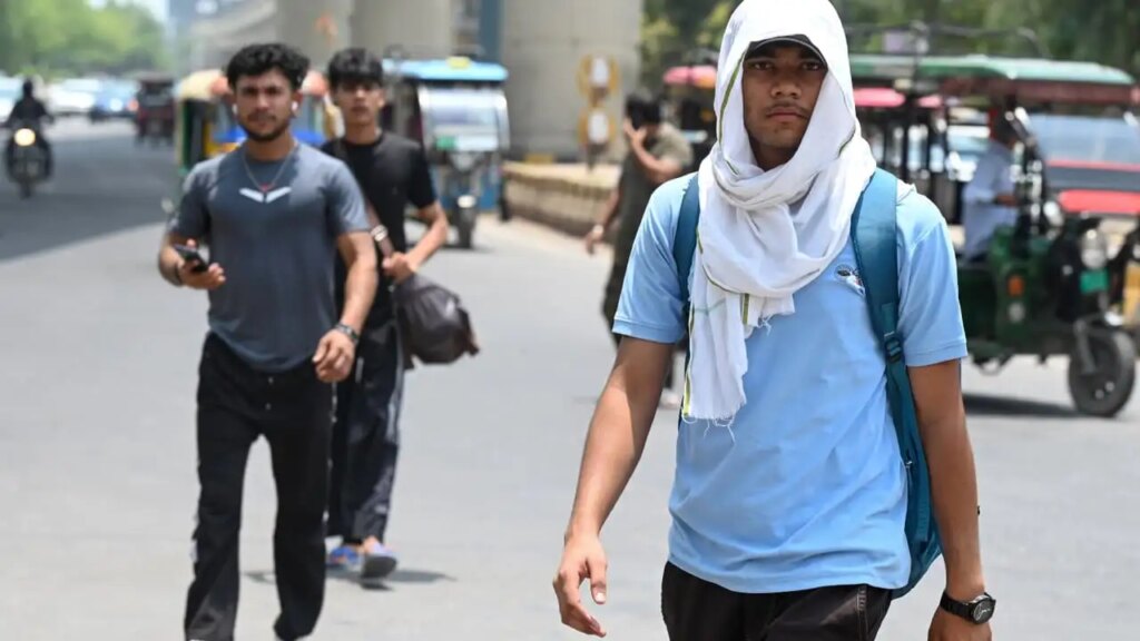 Heatwave wreaks havoc across the country! IMD issues high alert for a week, be careful
