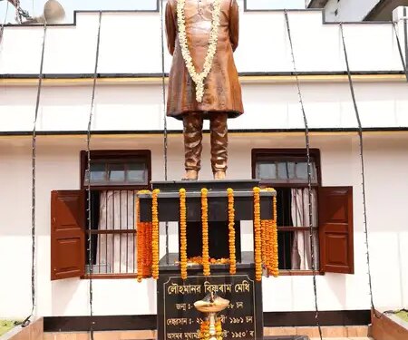 Himanta Sarma paid tribute to Bishnu Ram Medhi, said - played an important role in strengthening the political journey of Assam