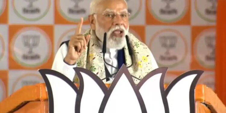 'Hooliganism is over in Bengal, farewell to infiltrators...' PM Modi made 6 promises to the people of Bengal, know what are these guarantees