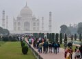 Impact of US-Iran War: Foreign tourists are moving away from India, a blow of ₹ 18000 crore to tourism and aviation sector.