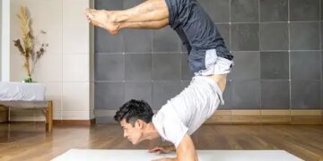 Increase flexibility and concentration with Vrischikasana, know its benefits