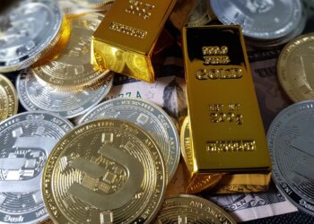 Increase in the prices of gold and silver in April, know in the footage, gold reached 1 lakh 53 thousand, silver 12038 rupees. expensive