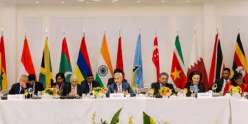 India ready to play the role of a strong bridge between the world: Report
