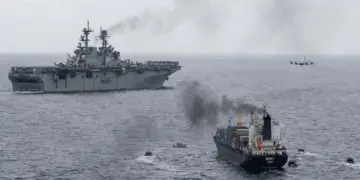 Iran fired missiles at American warship and Israeli ship, there was chaos in the sea, 16 Indian ships also got stranded.