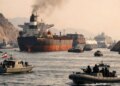 Iran tightened its grip on the Strait of Hormuz! Situation did not improve even after ceasefire, global shipping stalled