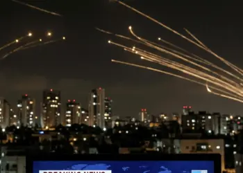 Iran’s fierce attack on Israel, missiles fired 4 times in 6 hours, chaos in Haifa and Tel Aviv