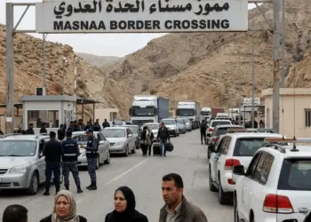 Israel Lebanon Syria Border: Israel threatened to blow up Lebanon-Syria border, ordered to evacuate Masna crossing, hundreds of trucks stranded.