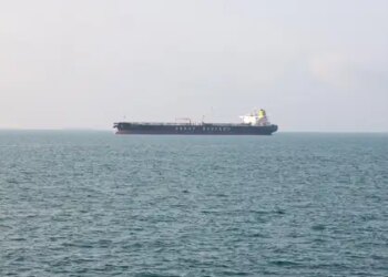 LNG tanker passes through Hormuz Strait for the first time since tension started in Middle East: Report