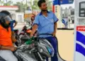 Loss of Rs 20 on petrol and Rs 100 on diesel! Relief to the general public but retailers are suffering losses, big disclosure of the government