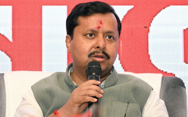 Lotus will bloom on May 4, TMC's lamp is extinguishing: Nitin Naveen