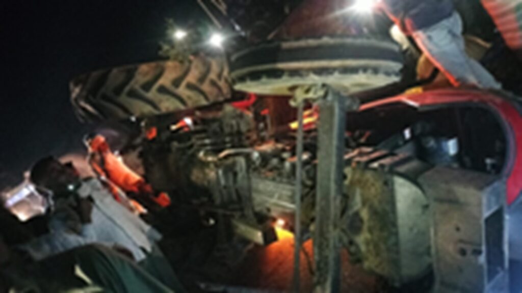 Madhya Pradesh: Major road accident in Sheopur, four women died after tractor-trolley overturned.