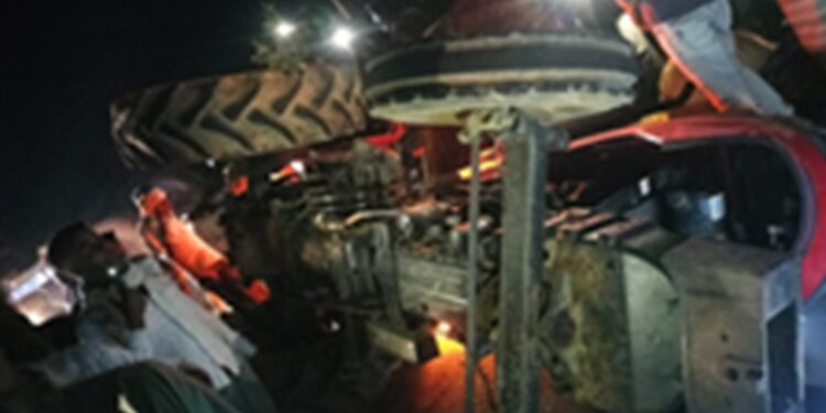 Madhya Pradesh: Major road accident in Sheopur, four women died after tractor-trolley overturned.