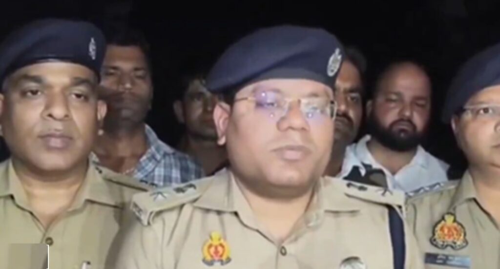 Morning News: Rape accused killed in police encounter, rain at some places and fire at some places took lives of people