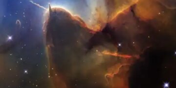 NASA's Hubble Telescope captured a spectacular picture of the Trifid Nebula, showed a glimpse of the universe 5 thousand light years away.