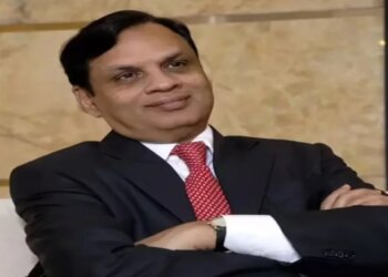NCLT orders initiation of personal insolvency proceedings against Venugopal Dhoot